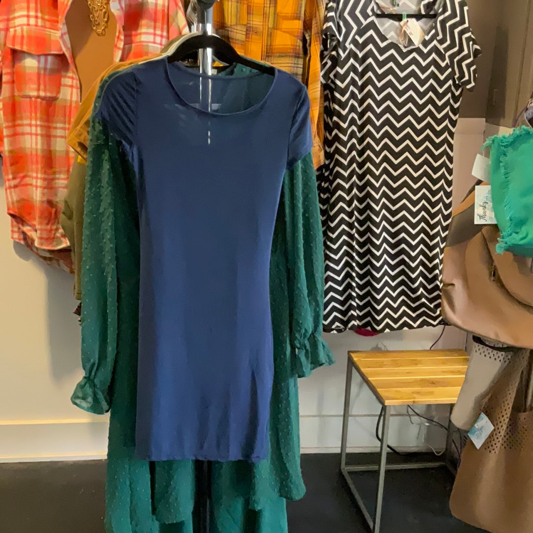 Dress-Nora is in Navy 2Piece Dress