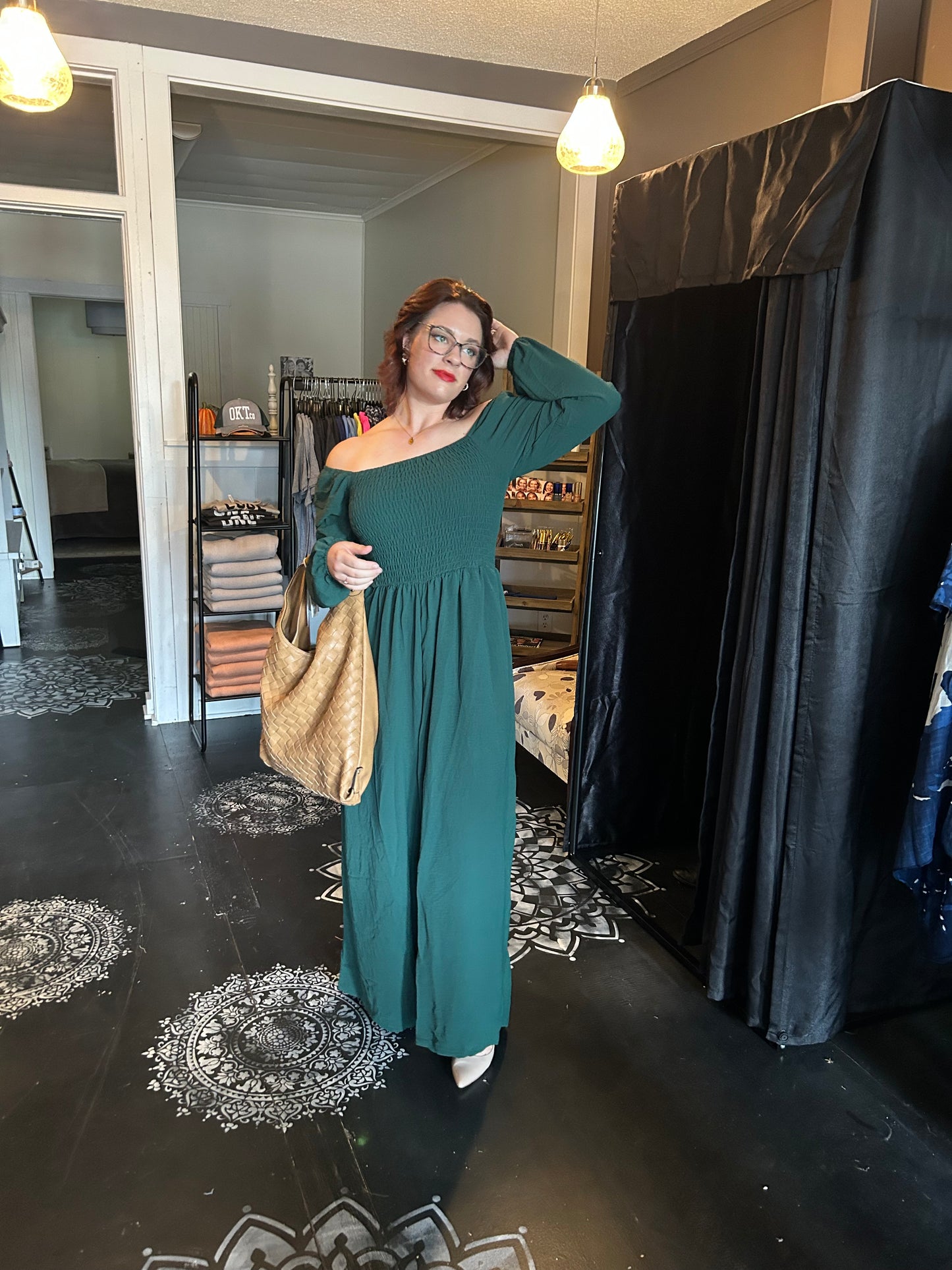 Outfit. GRACE'S Green ONE PIECE set
