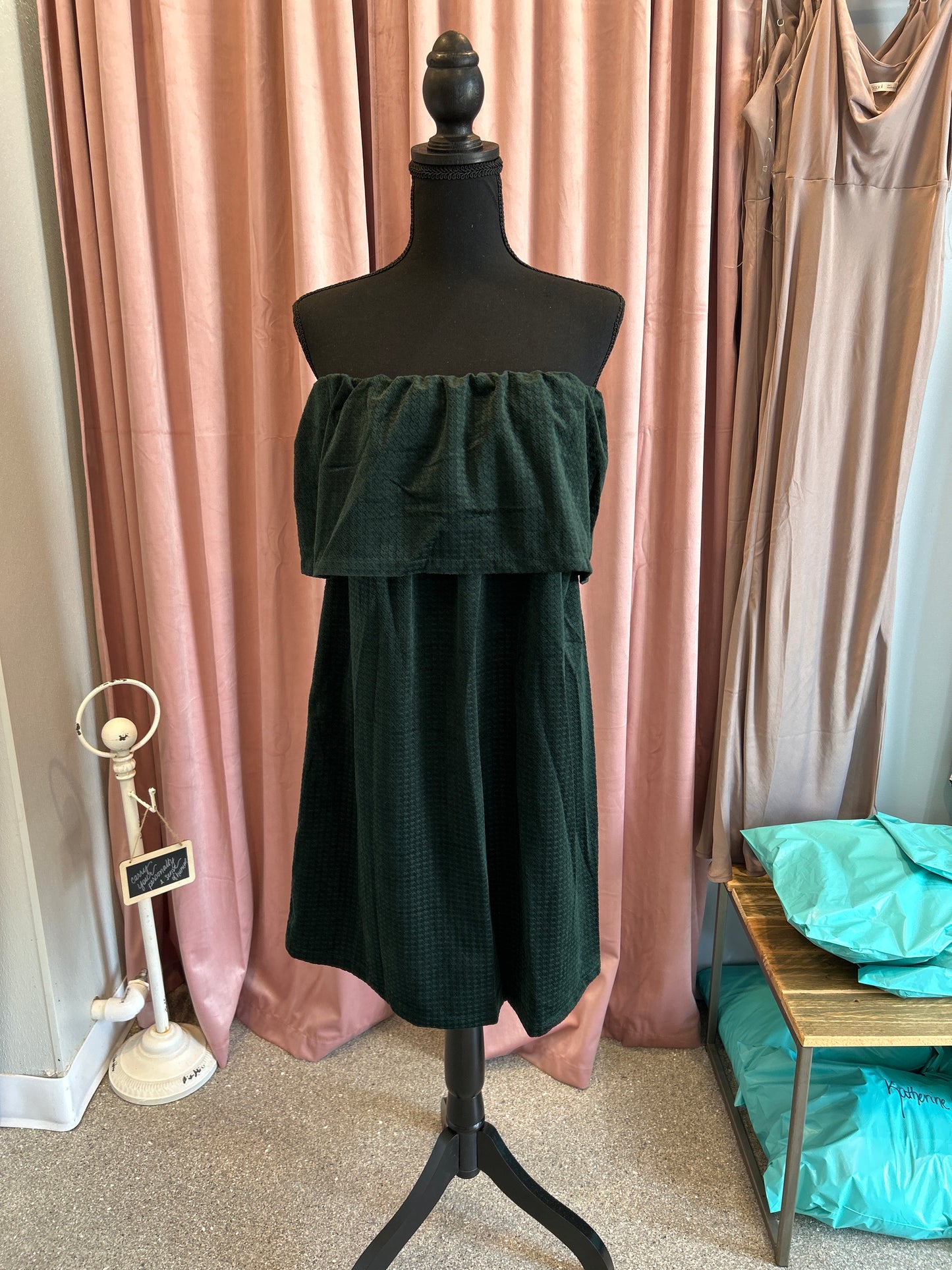 Dress- emerald green strapless