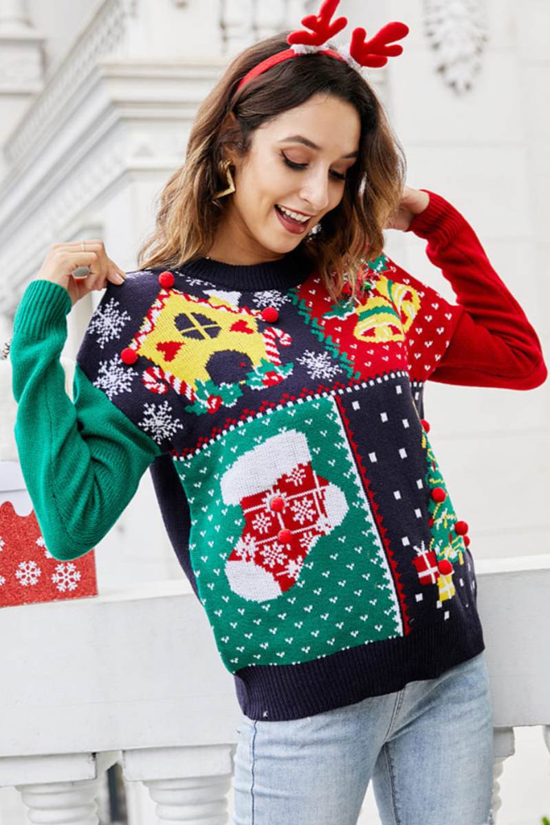 Angela | Classic Snowflake Christmas Sweater Women Crewneck Pullover