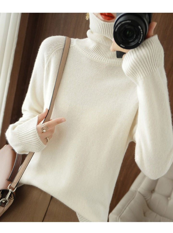 Anna | Relaxed Ribbed Trim Long Sleeve Turtleneck Sweater