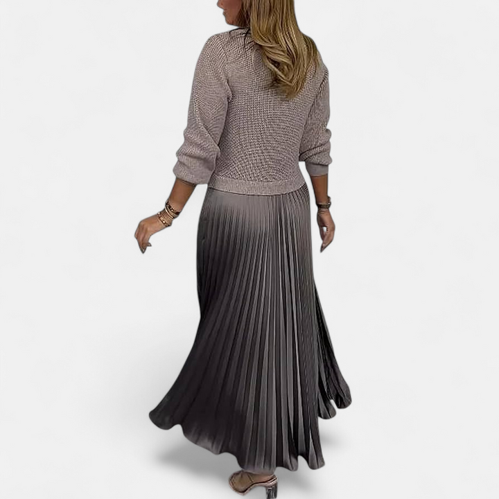 Charlotte | Effortless Long Sleeve Pleated Maxi Sweater Dress