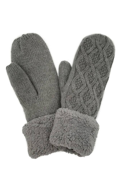 Accessory- Cable Knit Sherpa Mittens