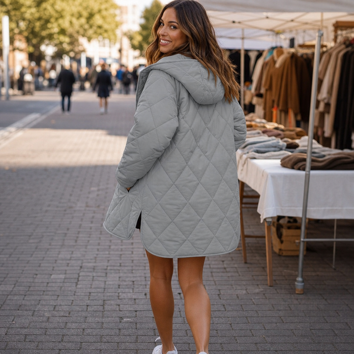 Danielle | Stylish Diamond Quilted Hooded Puffer Jacket Women