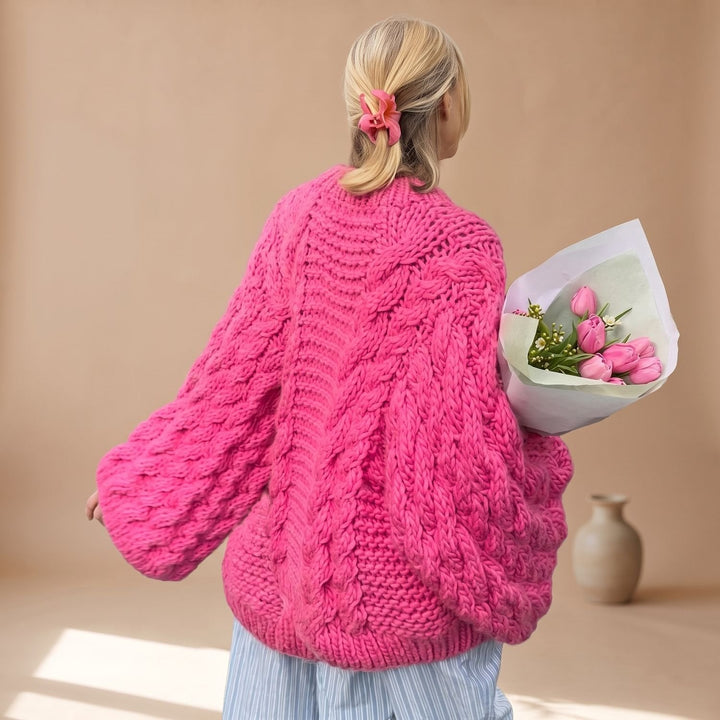 Hannah | Oversized Crew Neck Chunky Cable Knit Sweater