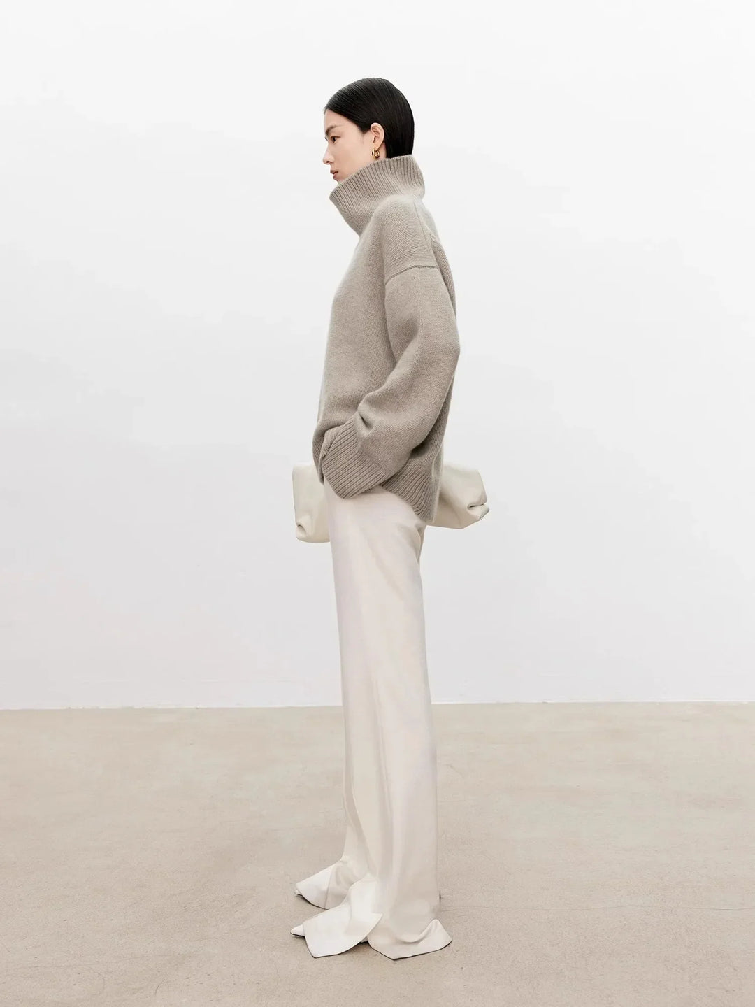 Joyce | Chic Oversized Drop Shoulder Turtleneck Sweater