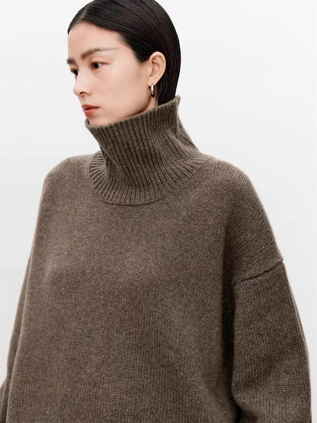 Joyce | Chic Oversized Drop Shoulder Turtleneck Sweater