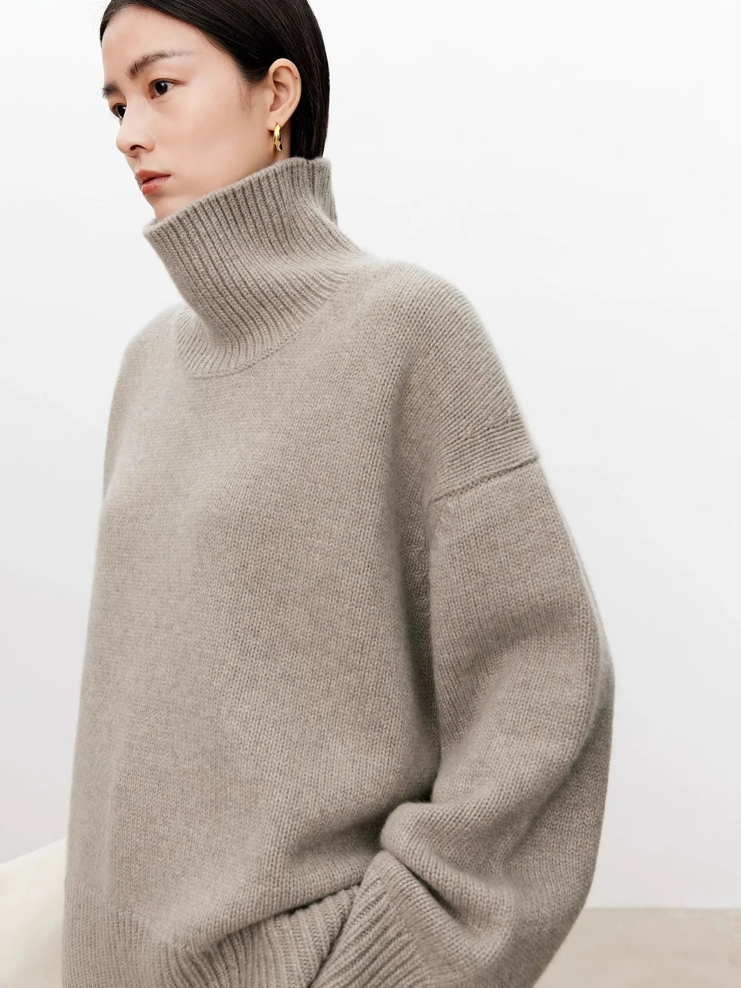 Joyce | Chic Oversized Drop Shoulder Turtleneck Sweater