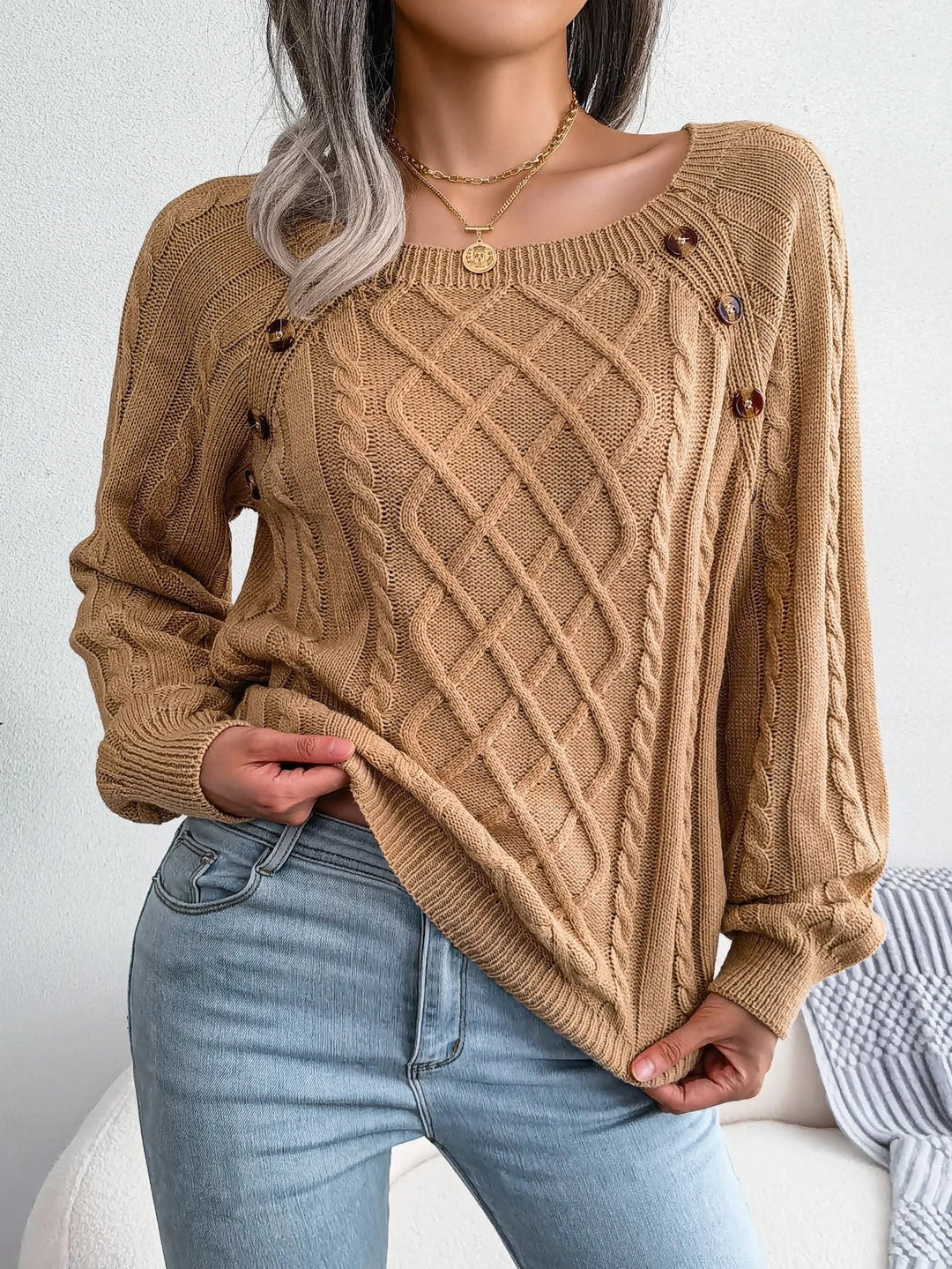 Julia | Oversized Chunky Cable Knit Sweater with Buttons