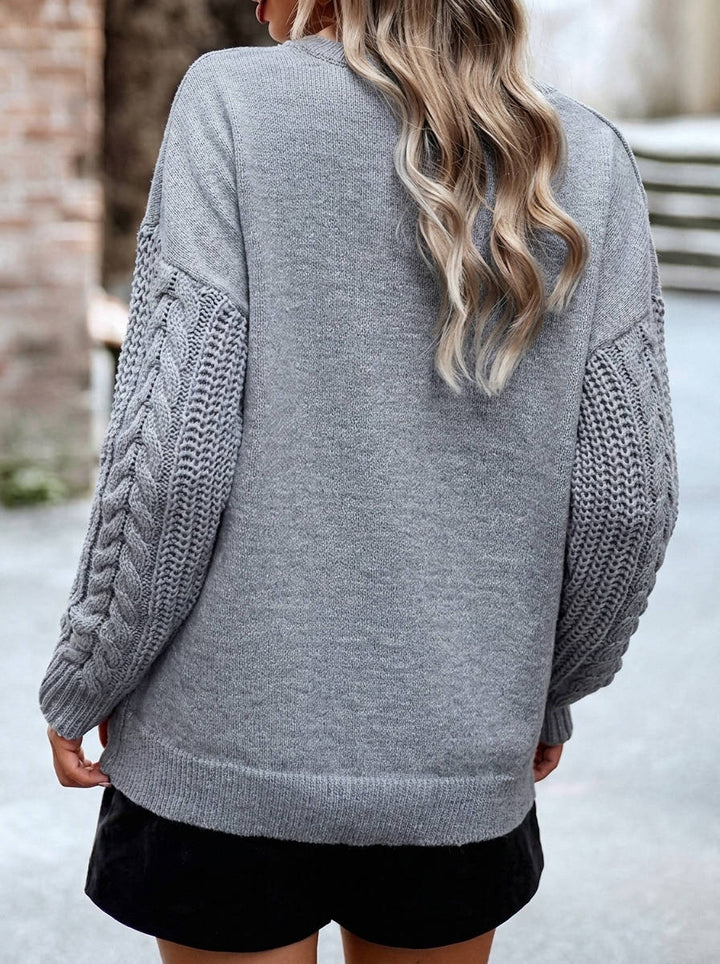 Laura | Cozy Oversized Chunky Cable Knit Sweater