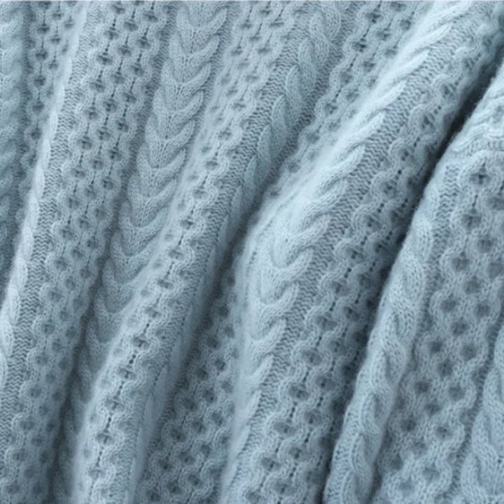 Madison | Oversized Cable Knit Turtleneck Sweater