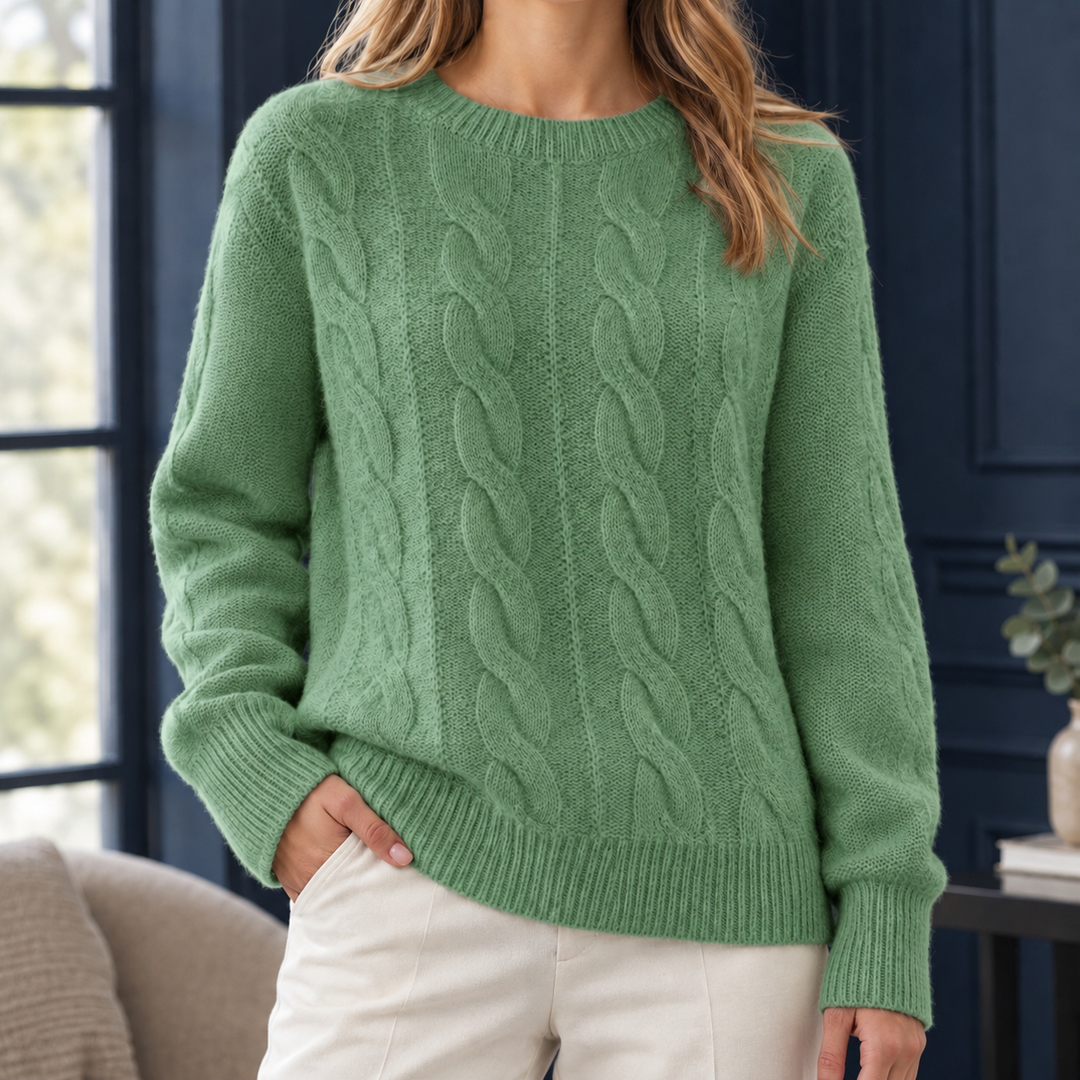 Marilyn | Cozy Crewneck Chunky Cable Knit Sweater