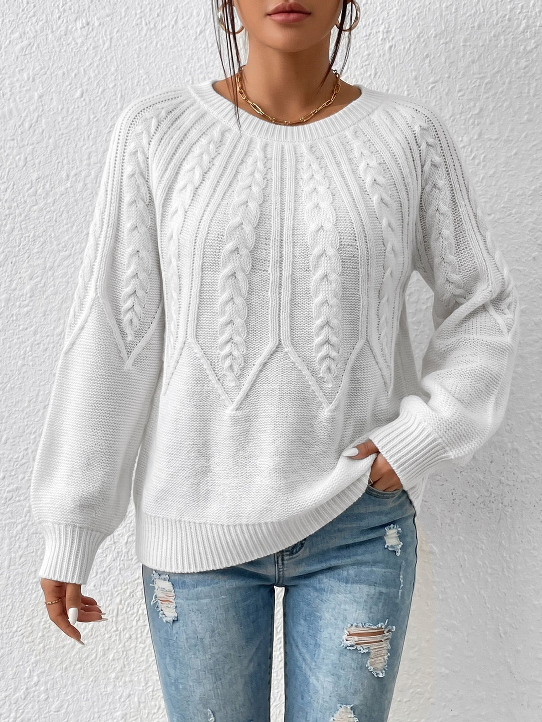 Susan | Timeless Crewneck Chunky Cable Knit Sweater