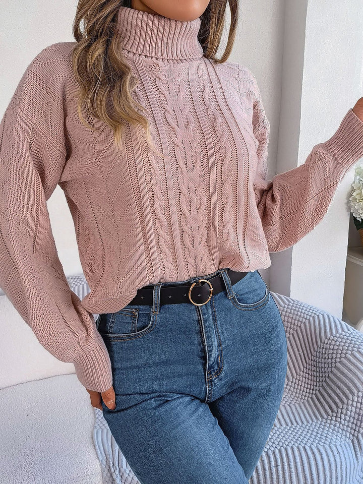 Virginia | Oversized Cable Knit Turtleneck Sweater