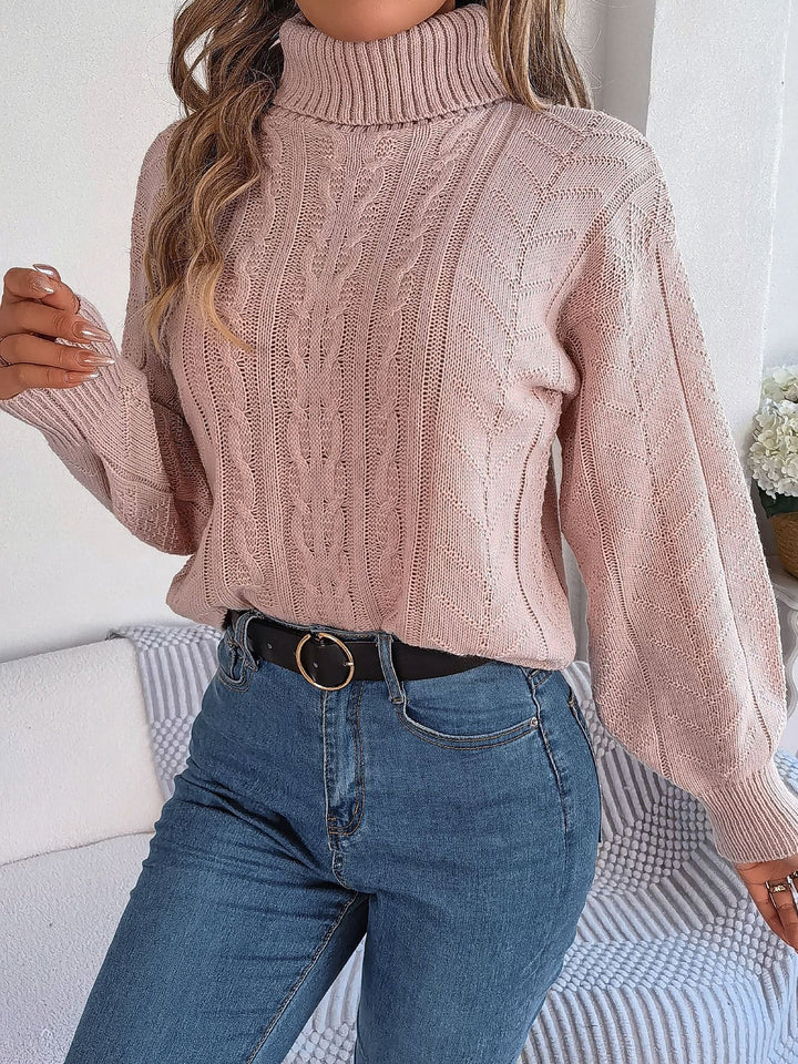 Virginia | Oversized Cable Knit Turtleneck Sweater