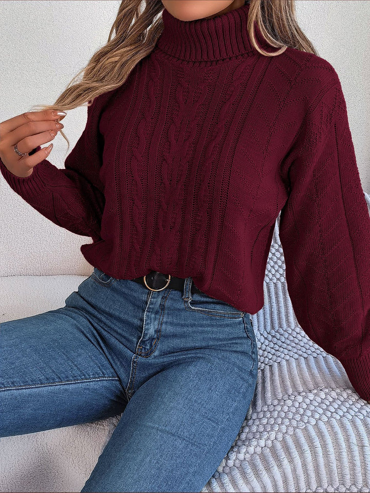 Virginia | Oversized Cable Knit Turtleneck Sweater