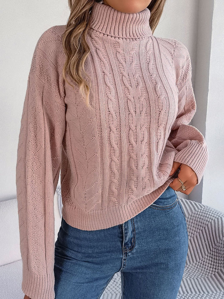 Virginia | Oversized Cable Knit Turtleneck Sweater