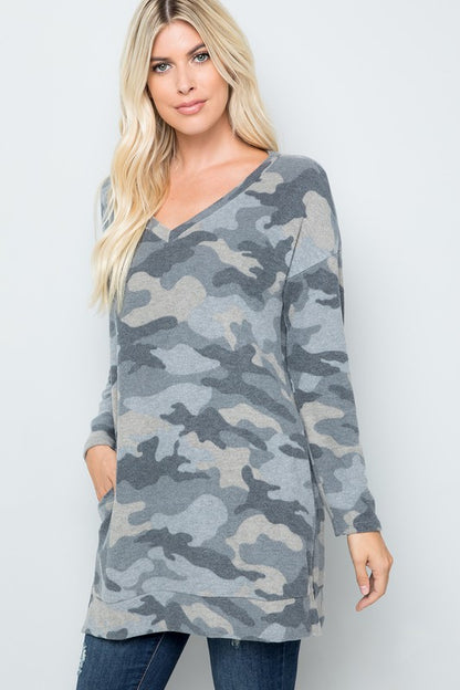 SHIRT- Cozette-  relaxed comfort camouflaged in cozy