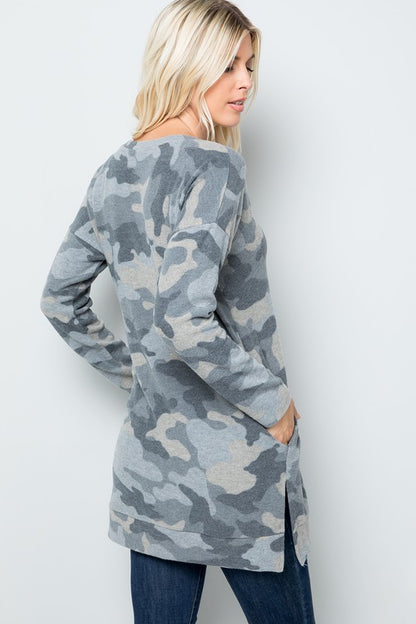 SHIRT- Cozette-  relaxed comfort camouflaged in cozy