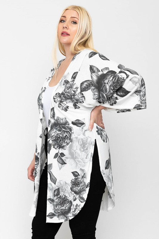 Queen Rosie- Black and white never looked so good in a kimono